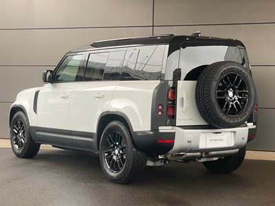 LAND ROVER DEFENDER - 5
