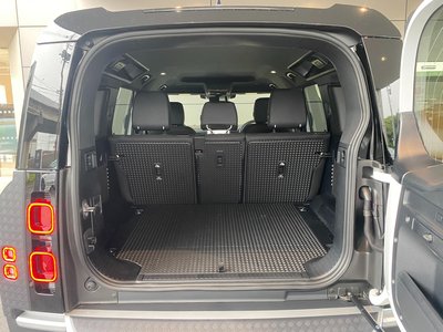 صورة مصغرة 18 لـ 2025 LAND Rover DEFENDER