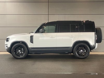 LAND ROVER DEFENDER - 6