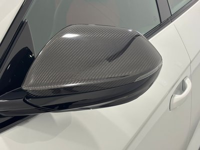 LAMBORGHINI URUS - 10