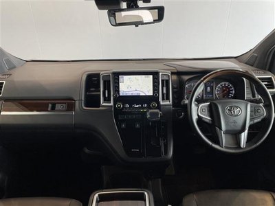 TOYOTA GRAND ACE - 4