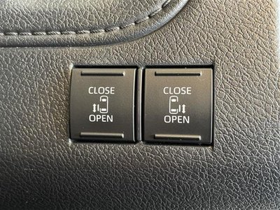 TOYOTA GRAND ACE - 10