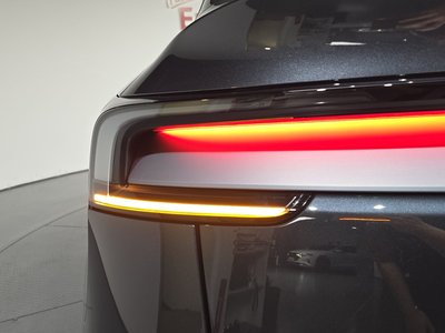 TESLA MODEL Y - 10