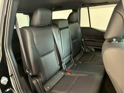 صورة مصغرة 74 لـ 2024 Toyota LAND CRUISER 250