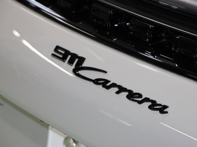 PORSCHE 911 - 6