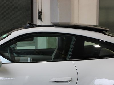 PORSCHE 911 - 8