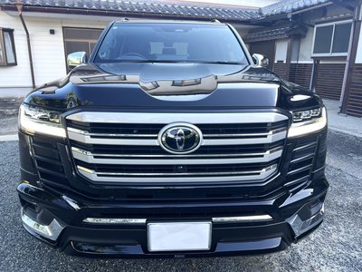 TOYOTA LAND CRUISER 300 - 5
