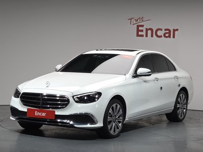 MERCEDES-BENZ E-CLASS - 3