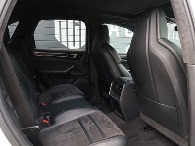 صورة مصغرة 37 لـ 2021 Porsche CAYENNE