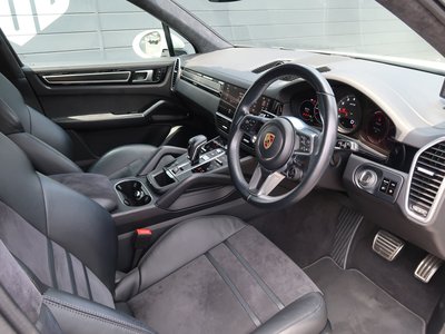 صورة مصغرة 35 لـ 2021 Porsche CAYENNE