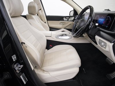 MERCEDES-BENZ GLS - 2