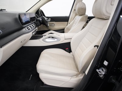 MERCEDES-BENZ GLS - 10