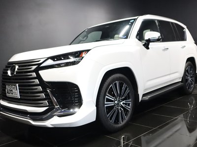 LEXUS LX - 1