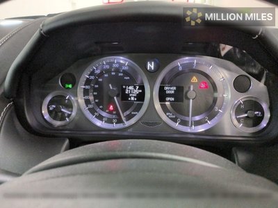 ASTON MARTIN V8 VANTAGE - 6