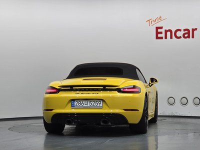 2022 Porsche 718 照片 3