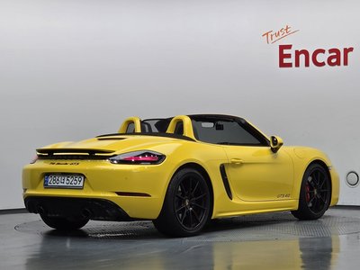 2022 Porsche 718 照片 4
