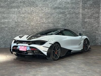 MCLAREN 720S - 3