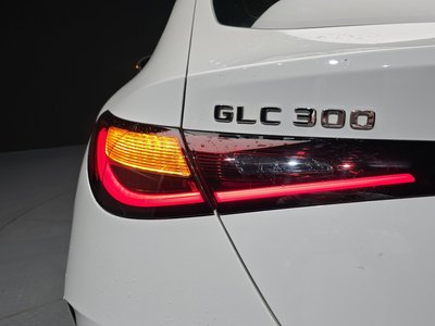MERCEDES-BENZ GLC - 10