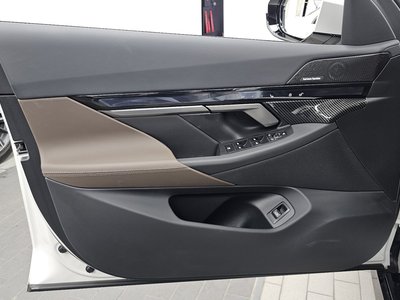 2025 BMW 5 SERIES 缩略图 14