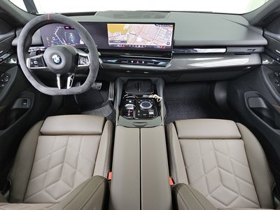 2025 BMW 5 SERIES 照片 5