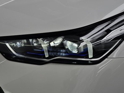 2025 BMW 5 SERIES 照片 9