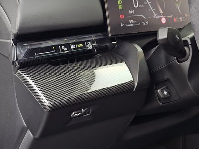 2025 BMW 5 SERIES 缩略图 29