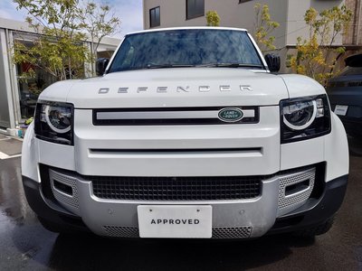 LAND ROVER DEFENDER - 7