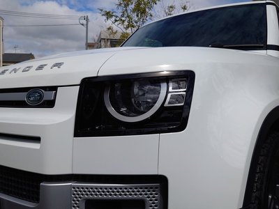 LAND ROVER DEFENDER - 8