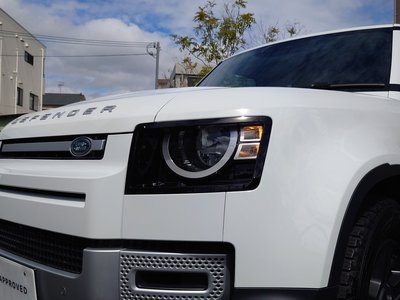 LAND ROVER DEFENDER - 9