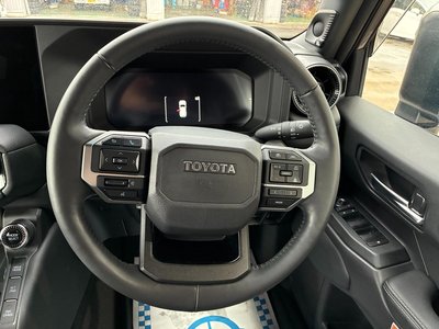 TOYOTA LAND CRUISER - 8