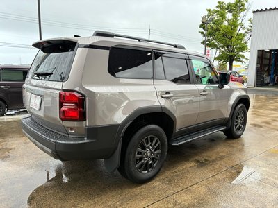 TOYOTA LAND CRUISER - 5