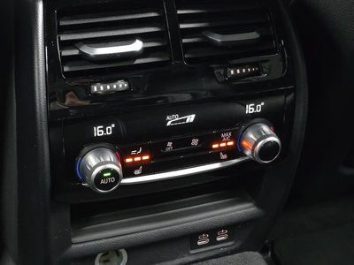 2022 BMW 5 SERIES — миниатюра 30
