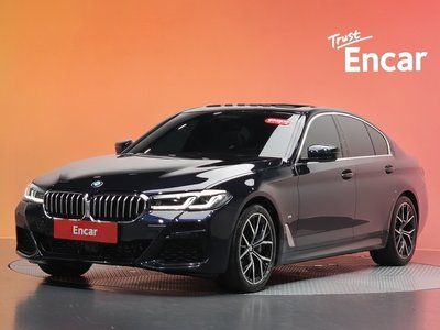 2022 BMW 5 SERIES 照片 1
