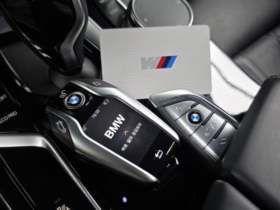 2022 BMW 5 SERIES — миниатюра 22