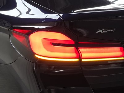 2022 BMW 5 SERIES 照片 10