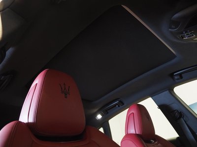 2023 Maserati LEVANTE thumbnail 14