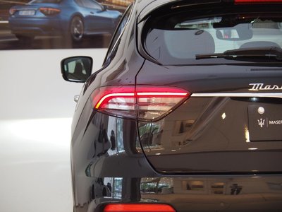2023 Maserati LEVANTE thumbnail 37