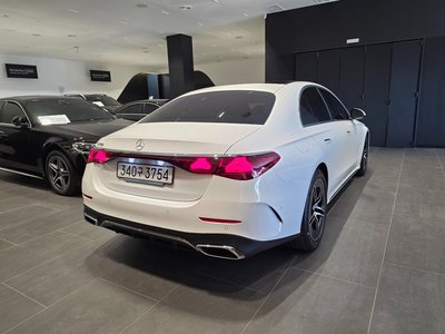 MERCEDES-BENZ E-CLASS - 5