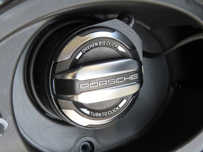 PORSCHE 911 - 10