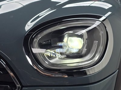 2022 MINI COOPER COUNTRYMAN photo 9