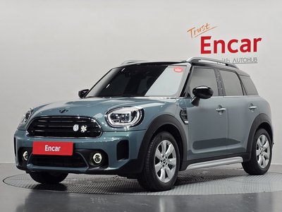 2022 MINI COOPER COUNTRYMAN photo 1