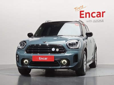 2022 MINI COOPER COUNTRYMAN photo 2