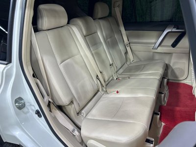 TOYOTA LAND CRUISER PRADO - 9