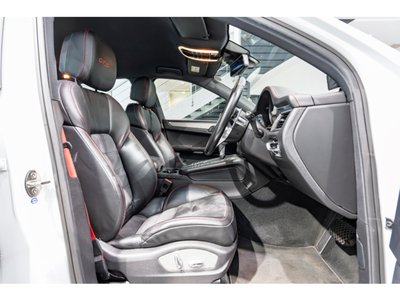 PORSCHE MACAN - 3