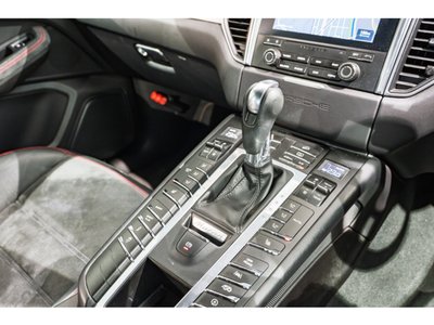 PORSCHE MACAN - 7