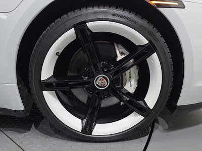 2022 Porsche TAYCAN 照片 8