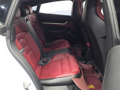 صورة مصغرة 17 لـ 2022 Porsche TAYCAN