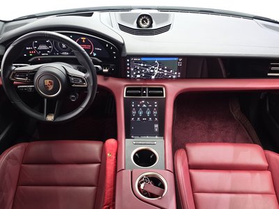2022 Porsche TAYCAN 照片 4