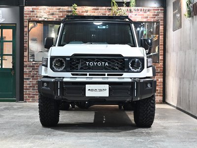 TOYOTA LAND CRUISER - 2