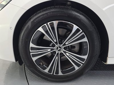 MERCEDES-BENZ E-CLASS - 6